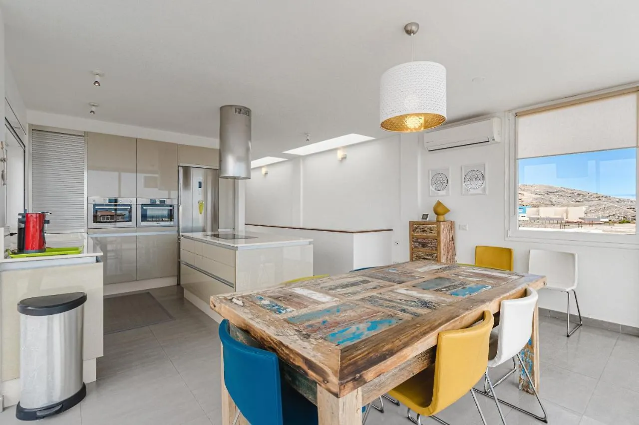Modern 3Bdr Villa With Heated Pool El Medano  Spain